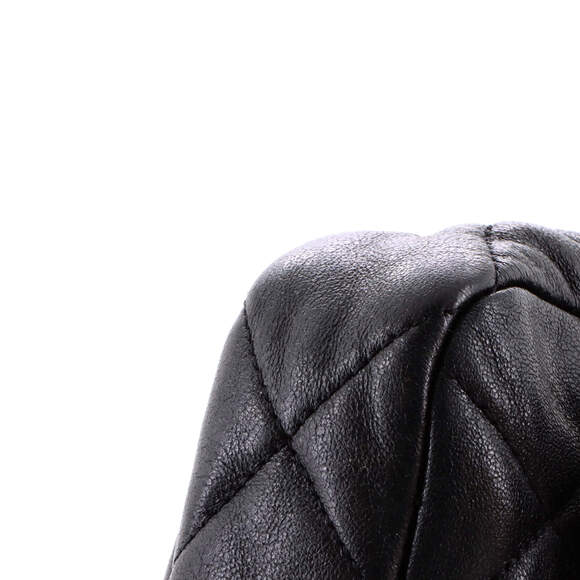 Chanel 19 Belt Bag Quilted Leather - Picture 6 of 6